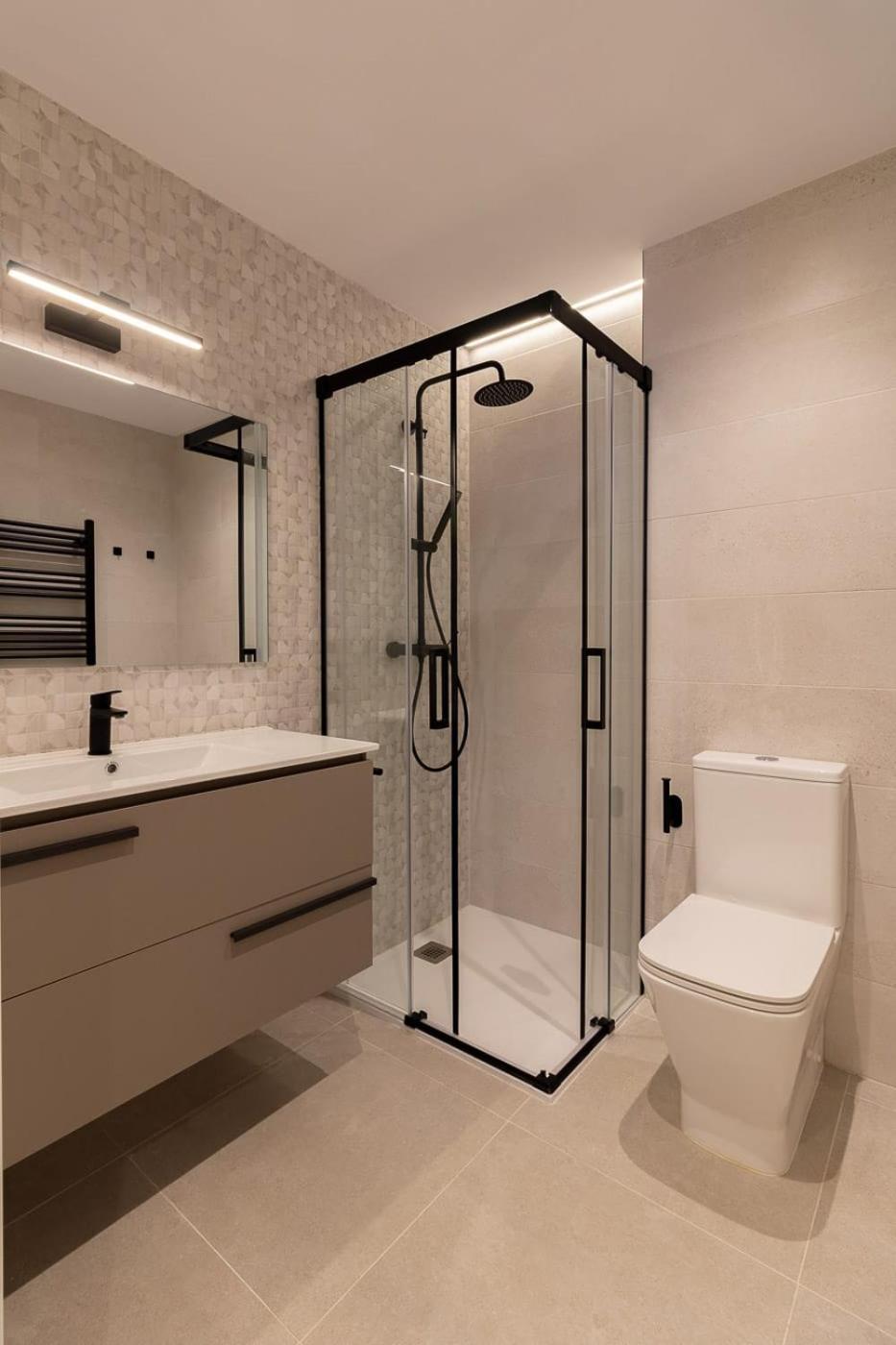 Room4you By Asturias Holidays Appartement Oviede